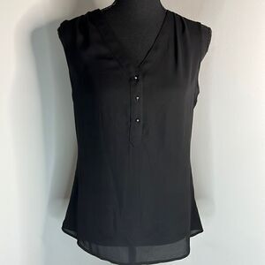 Express Black Sleeveless V-Neck Top